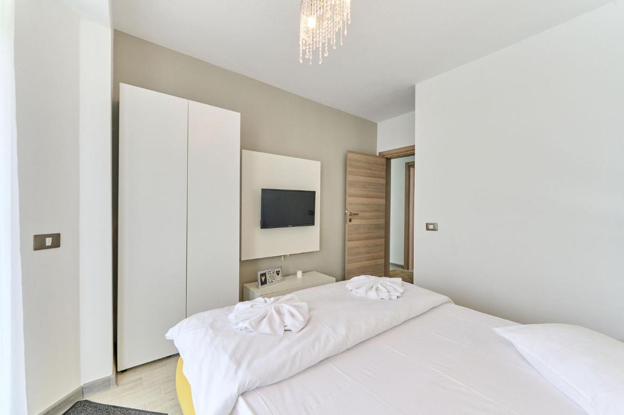 Olive Apartment In Spa N Pool Resort-Parking Mamaia Exteriér fotografie