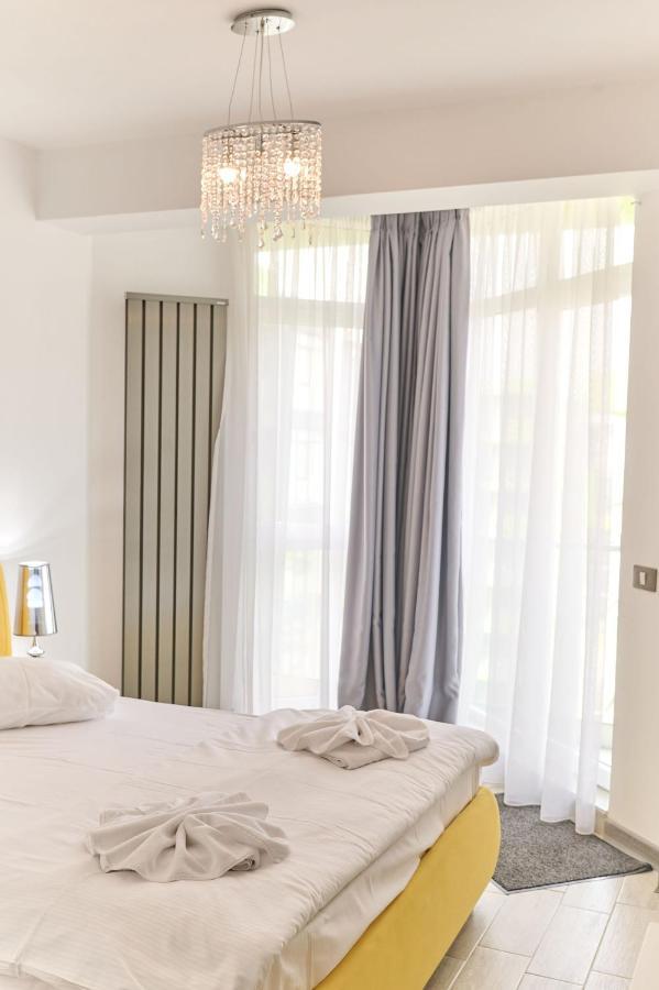 Olive Apartment In Spa N Pool Resort-Parking Mamaia Exteriér fotografie